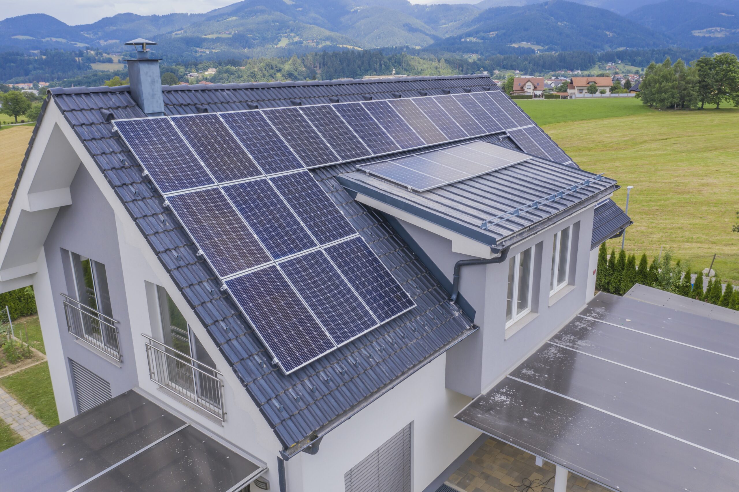 Solar Solutions for Residential Communities: The Way Towards Green Living